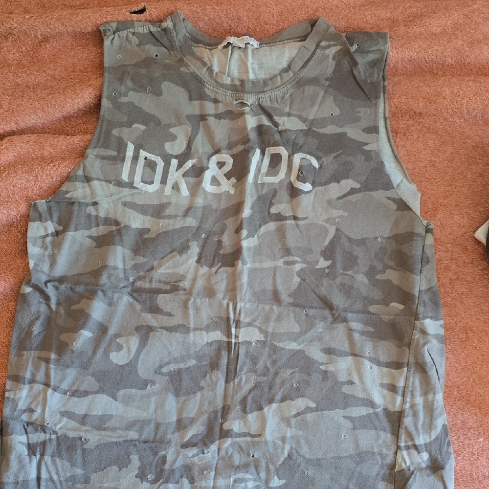 Womens Camouflage Sleeveless Shirt